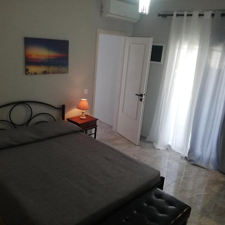Anestis Studios Agios Georgios  Zimmer foto